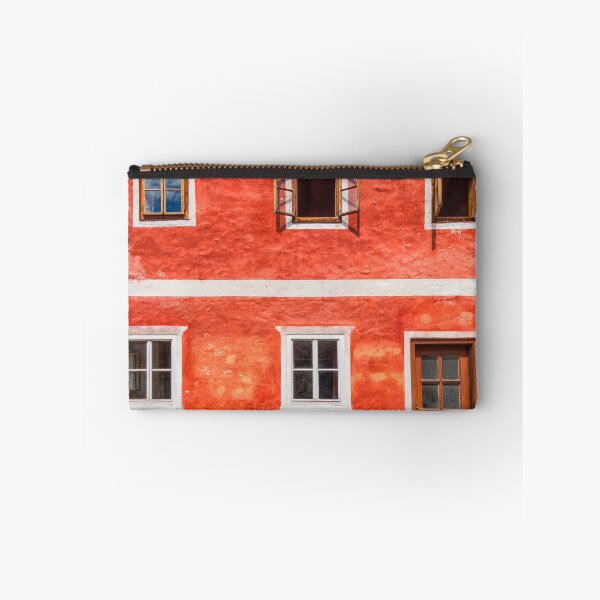 Artikelvorschau, The Red House entworfen und verkauft von Walter Quirtmair.