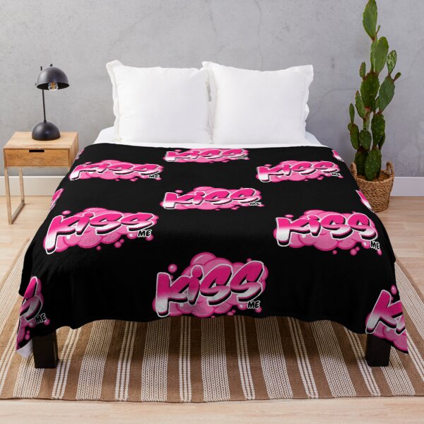 Item preview, kiss me designed and sold by huynhkhanhh.
