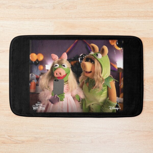 Item preview, Kermit and Miss Piggy designed and sold by SaraPitt735.