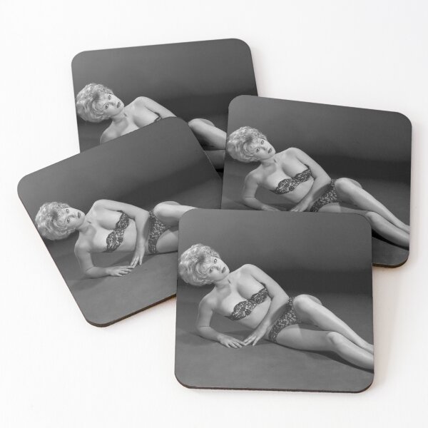 Artikelvorschau, Nudie Cutie Terry Higgins entworfen und verkauft von Lowtech.