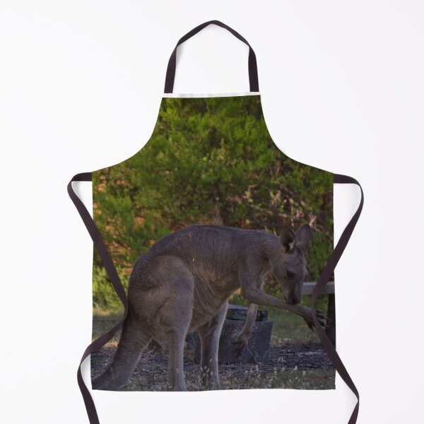 Item preview, Grooming kangaroo designed and sold by Shirlei Barnes.