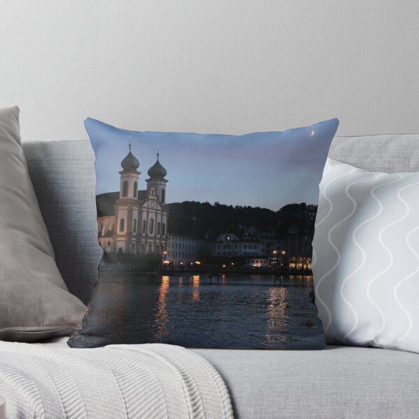 Artikelvorschau, Lucerne Jesuit Church entworfen und verkauft von Hermien Pellissier.
