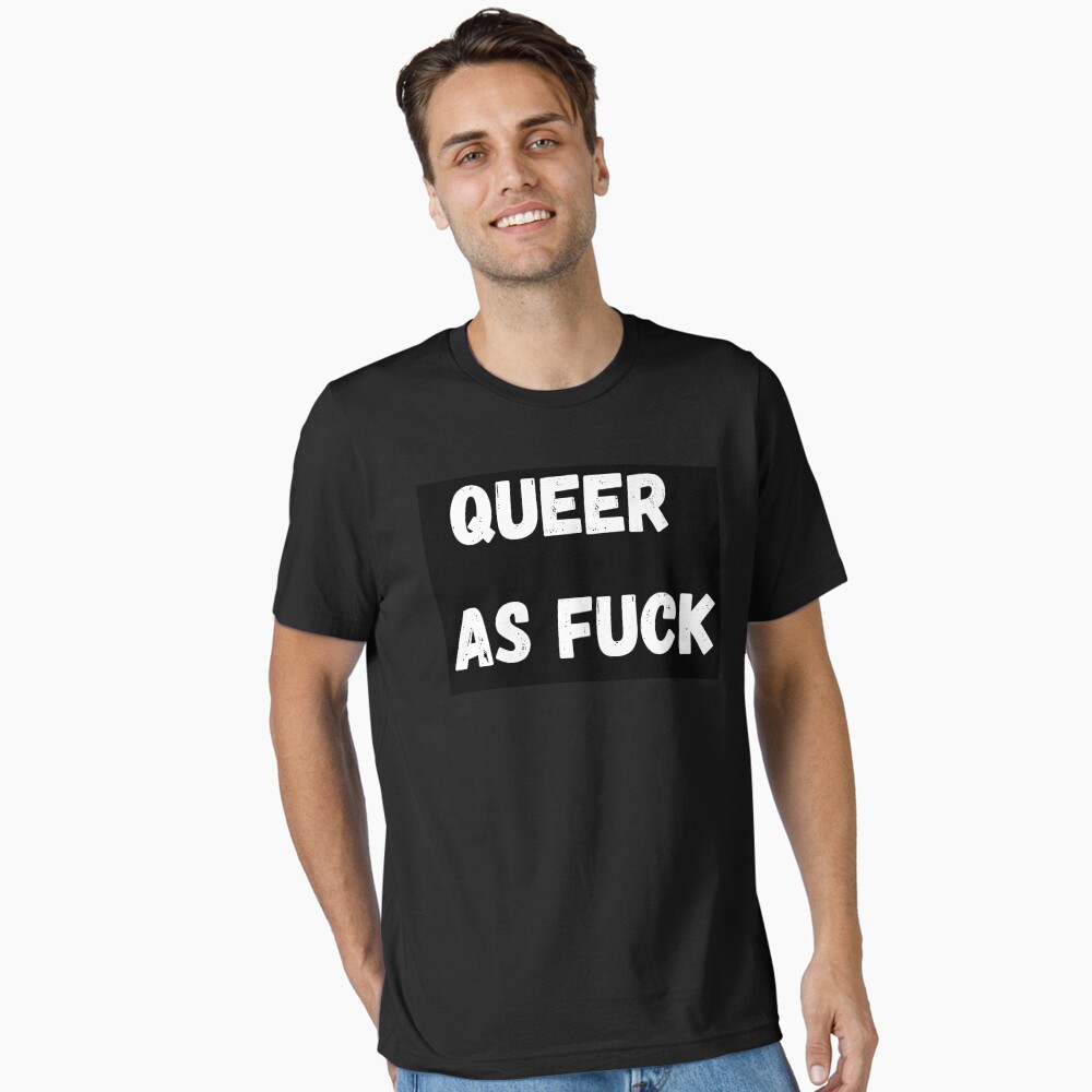 Aperçu de l'œuvre T-shirt essentiel créée et vendue par QueerStuffs.