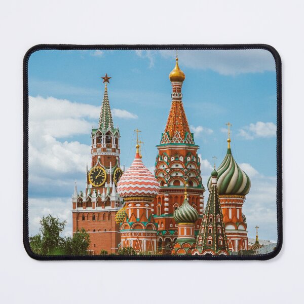 Moscow: Kremlin and St Basil's Cathedral Mouse Pad
