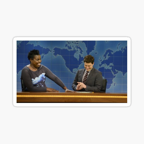 Artikel-Vorschau von Leslie Jones und Colin Jost SNL, designt und verkauft von karleighlopez.