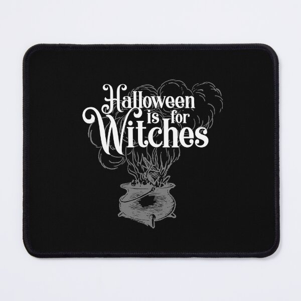 Aperçu de l'œuvre Halloween est pour les sorcières blanches créée et vendue par DeadlyThreads.