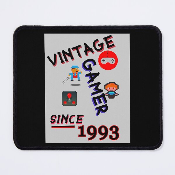 Artikelvorschau, Vintage-Gamer seit 1993 entworfen und verkauft von KathteeDesign.