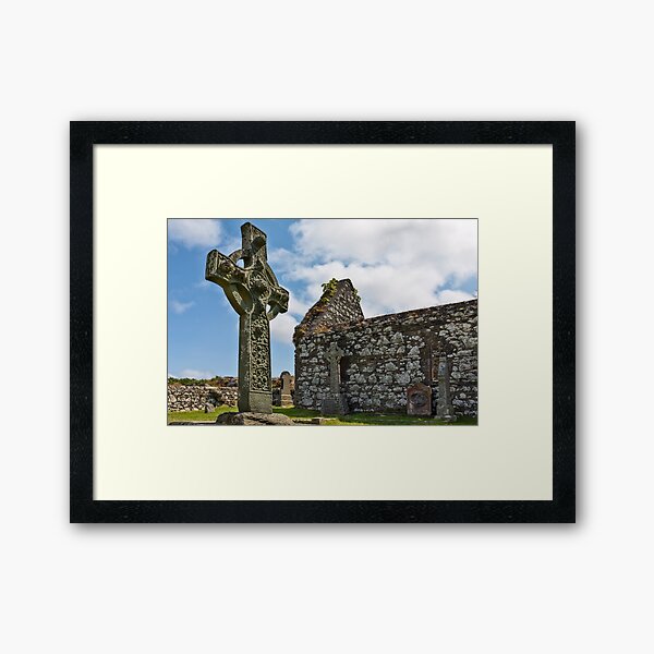 Aperçu de l'œuvre Église de Kildalton et croix celtique Islay Écosse créée et vendue par PhotosEcosse.