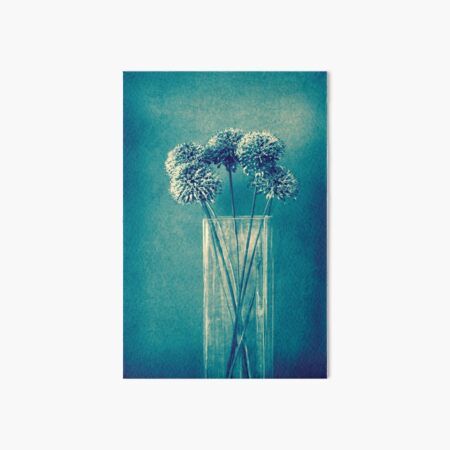 Artikel-Vorschau von Monochrome Blumen und Vase, designt und verkauft von Anne Staub.