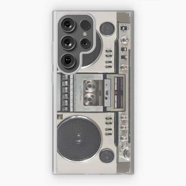 Aperçu de l'œuvre Ghettoblaster Boombox Vintage des années 80 créée et vendue par ROBOTFACE .
