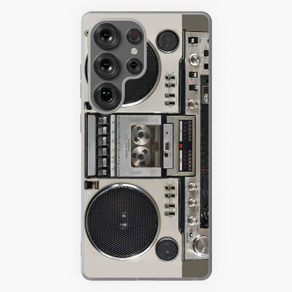 Aperçu de l'œuvre Ghettoblaster Boombox Vintage des années 80 créée et vendue par ROBOTFACE .