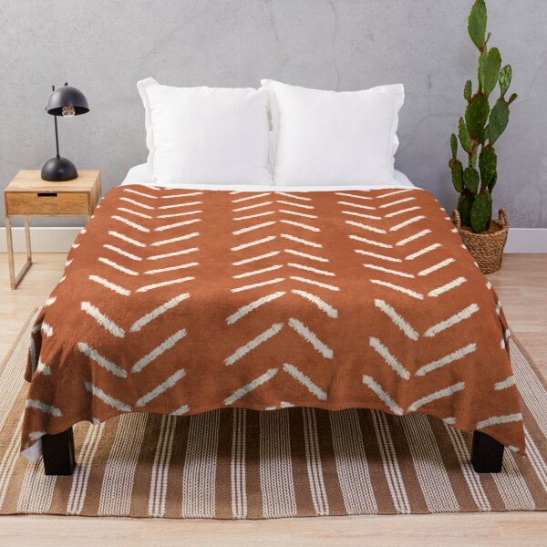 rusty mudcloth pattern - medium arrows Throw Blanket
