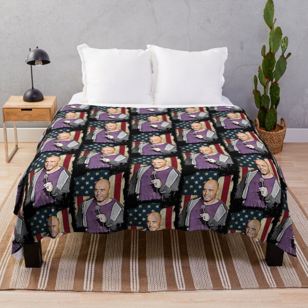 Aperçu de l'œuvre Drapeau amérique joe shirt rogan art noël laid | Cadeau parfait créée et vendue par tonialile.