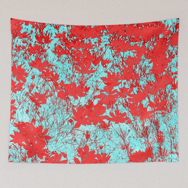 Aperçu de l'œuvre Motifs floraux avec des fleurs rouges sur fond bleu clair créée et vendue par IraNiva.