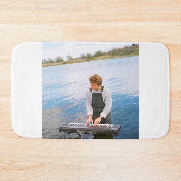 Artikelvorschau, Mac Demarco im Wasser entworfen und verkauft von elizabethatk.