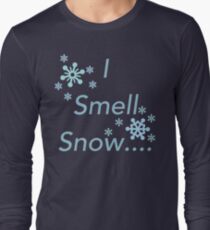 I Smell Snow Long Sleeve T-Shirt