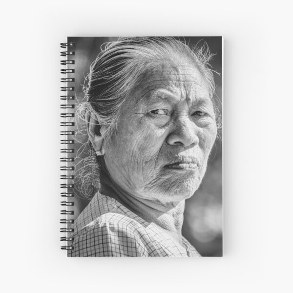 Aperçu de l'œuvre Dame birmane créée et vendue par Jonathan B. Roy.