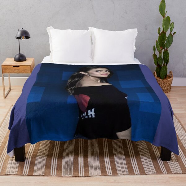 Item preview, Alia designed and sold by Anilpaswan.
