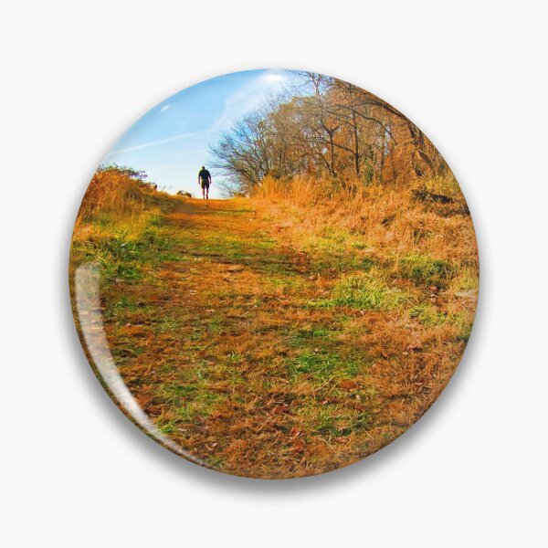 Artikelvorschau, Jogger auf einem Wiesenweg, Herbst entworfen und verkauft von AMacGPhilly.