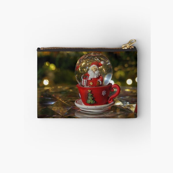 Artikelvorschau, Weihnachtsschnekugelkugel. entworfen und verkauft von BESTRAVELVIDEO.