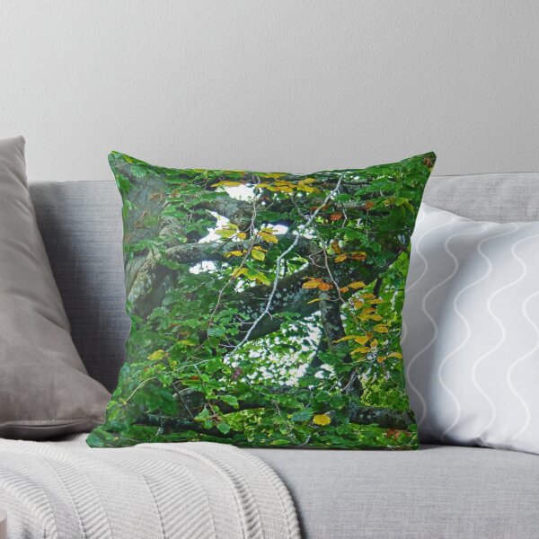Aperçu de l'œuvre Autumn Trees...... créée et vendue par lynn carter.