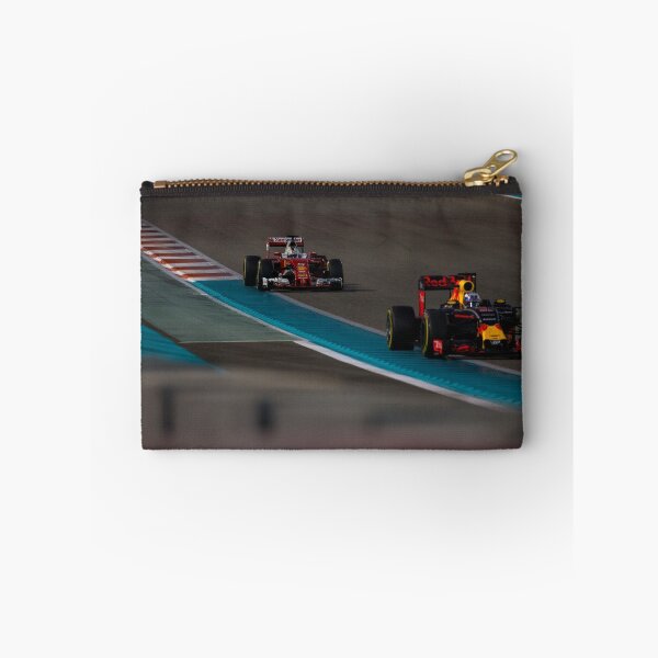 Artikelvorschau, Formel-1-Rennwagen 2016 entworfen und verkauft von Srdjan Petrovic.