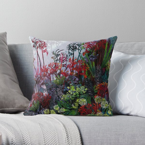 Native sculpture Throw Pillow