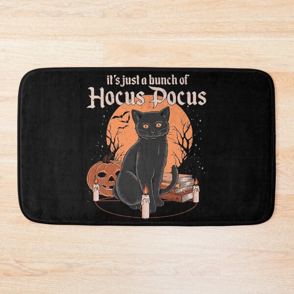 Artikelvorschau, Hocus Pocus T-ShirtBunch of Hocus Pocus entworfen und verkauft von RoseLivaan.