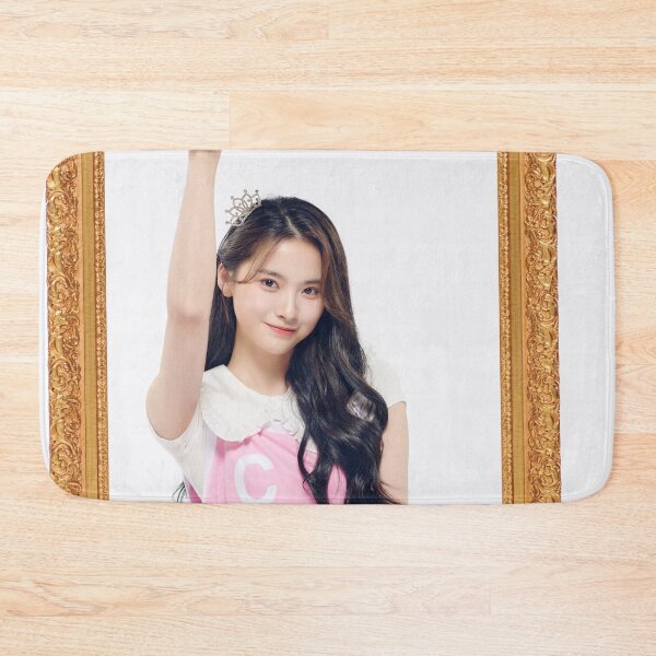 Item preview, Chicas Planeta 999 Huang Xingqiao designed and sold by Aooms123.