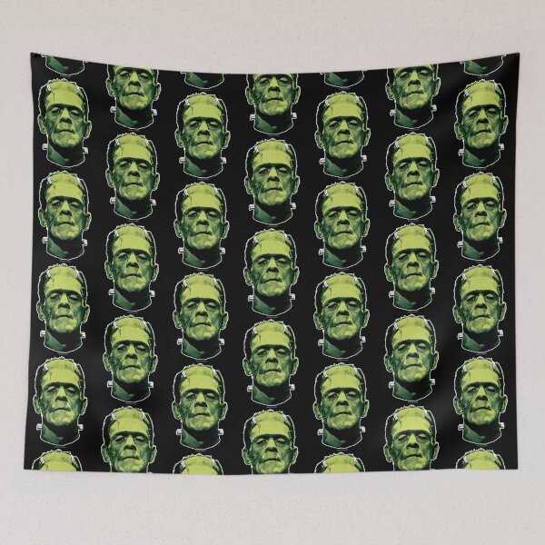 Aperçu de l'œuvre T-shirt Frankenstein Le monstre (version Classic Greens) | Cadeau parfait | Frankenstein créée et vendue par shvettue.