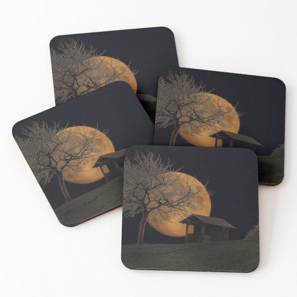 Aperçu de l'œuvre Une lune d'hiver proche créée et vendue par DNPrints.