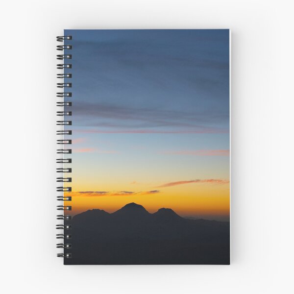 Aperçu de l'œuvre Les montagnes appellent créée et vendue par iphotograph4.