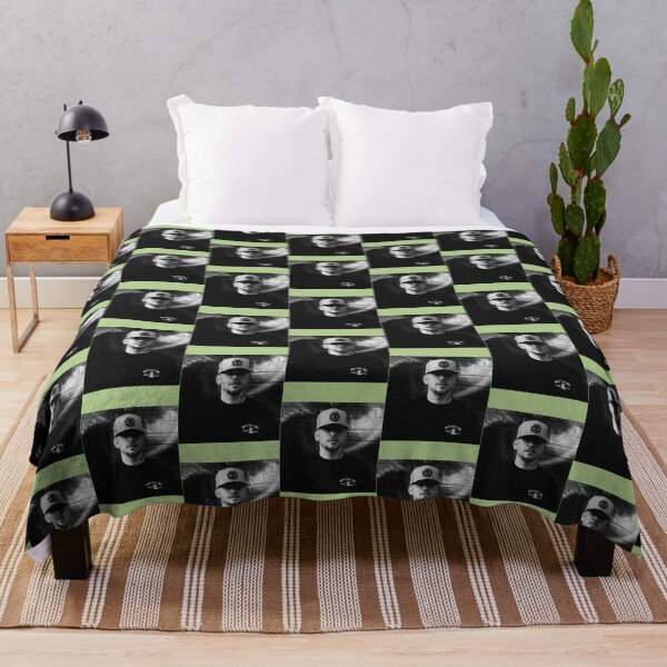 Item preview, Residente Trend designed and sold by GftyFinds.