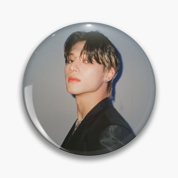 Artikelvorschau, ATEEZ Wooyoung entworfen und verkauft von HaloHaloShine.
