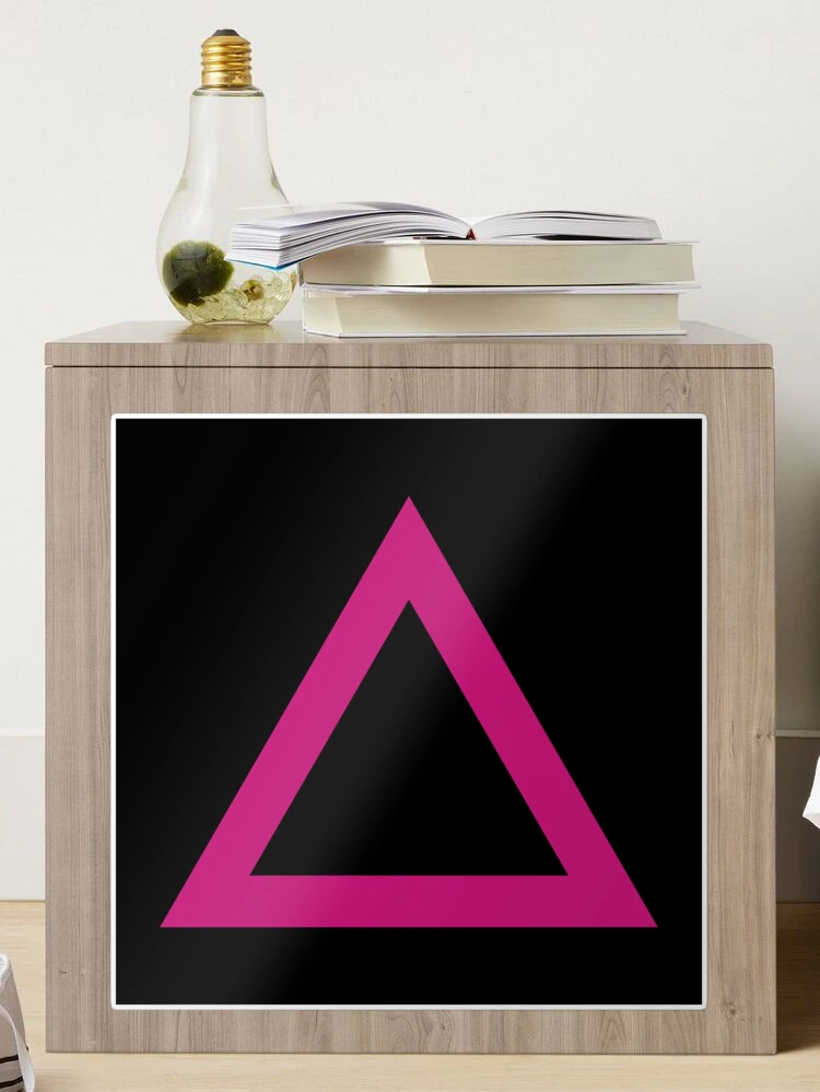 Triangle (Pink on Black)