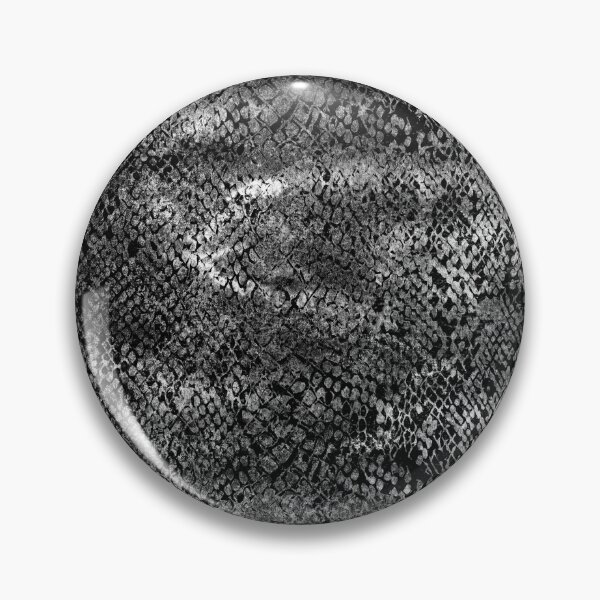 Artikelvorschau, Snake Skin Distressed Schwarz und Weiß entworfen und verkauft von RossWilson12.