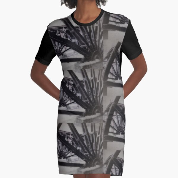Graphic T-Shirt Dress