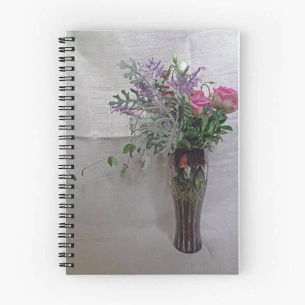 Item preview, vase designed and sold by Lizuza.