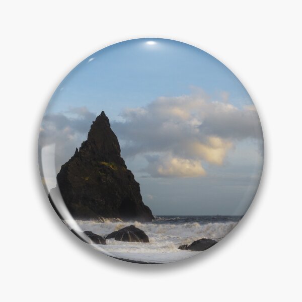 Artikelvorschau, Basalt Sea Stacks, Iceland entworfen und verkauft von heidipics.
