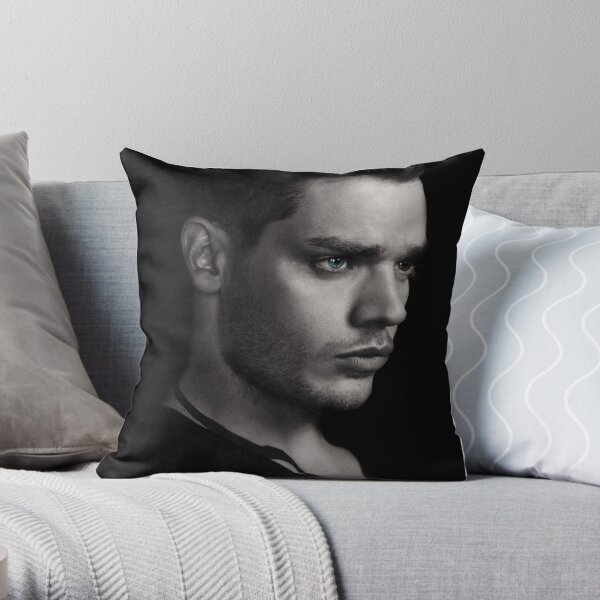 Jace Wayland S2 Dekokissen