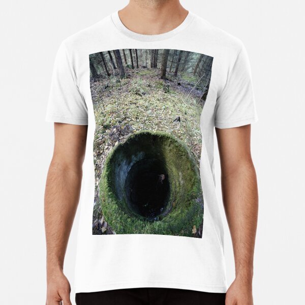 Item preview, 16.10.2021: Old Uncovered Well designed and sold by Petri Volanen.