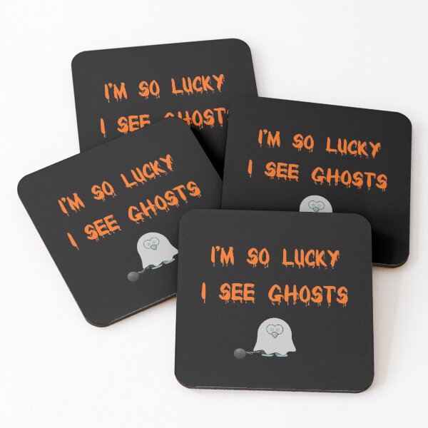 Item preview, Tengo tanta suerte de ver fantasmas, Halloween, licores, camisetas esenciales designed and sold by JoesCornerStore.