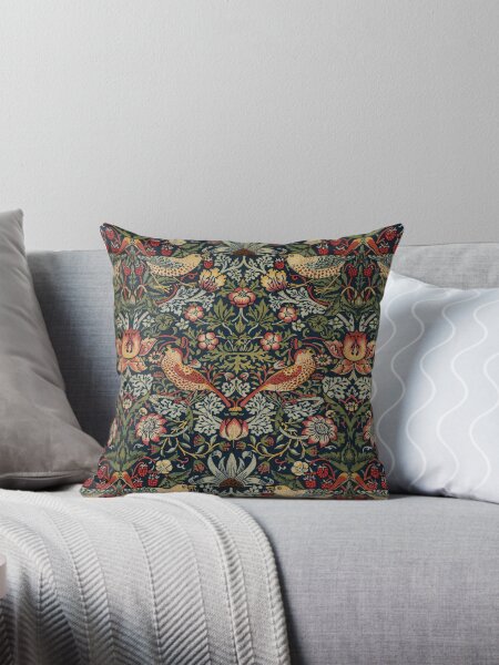 Artikel-Vorschau von Erdbeerdieb William Morris | Vintage-Textilien, designt und verkauft von KnightandMoon.