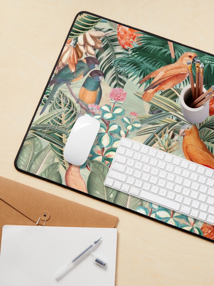 Aperçu 3 sur 5. Tapis de souris avec l'œuvre Jardin botanique de la jungle d'oiseaux tropicaux orange vintage créée et vendue par UtArt.
