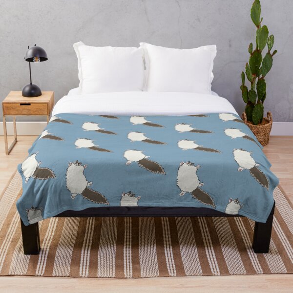 Item preview, Estiramiento de gato Ragdoll esponjoso - Fondo de lago glacial designed and sold by EcoElsa.