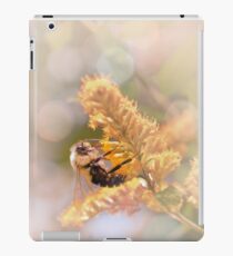Bumble Bee iPad Case/Skin