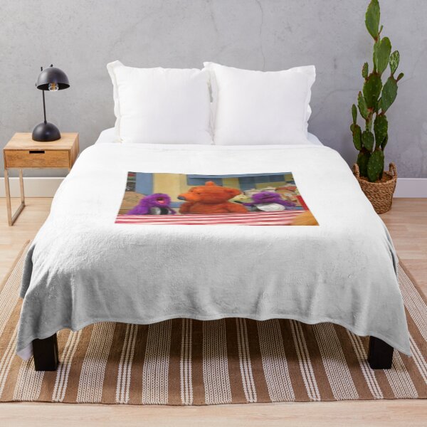 Item preview, Oso en la gran casa azul designed and sold by Moha-999.