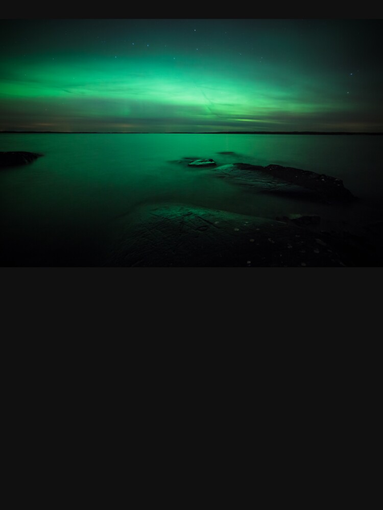Mystic northern lights glow by Juhku
