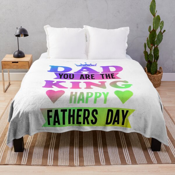 Artikelvorschau, Grafik Happy Fathers Day Tee Papa, du bist der König der besten Männer entworfen und verkauft von JoellaFlinteTee.