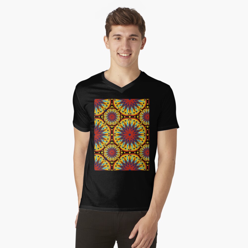 Aperçu de l'œuvre T-shirt col V créée et vendue par littlesoulzwear.